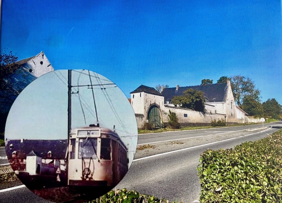 Le tram passe devant la ferme de la Haie-Sainte ( haut lieu de la bataille 1815)