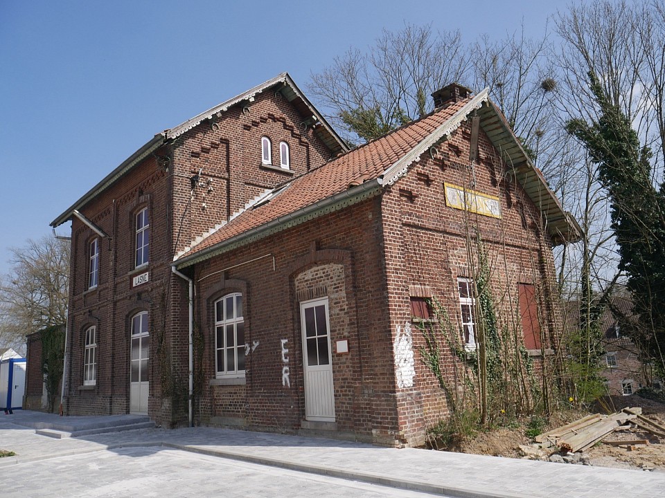 La gare vicinale de Lasne . Future Musée du vicinal ?