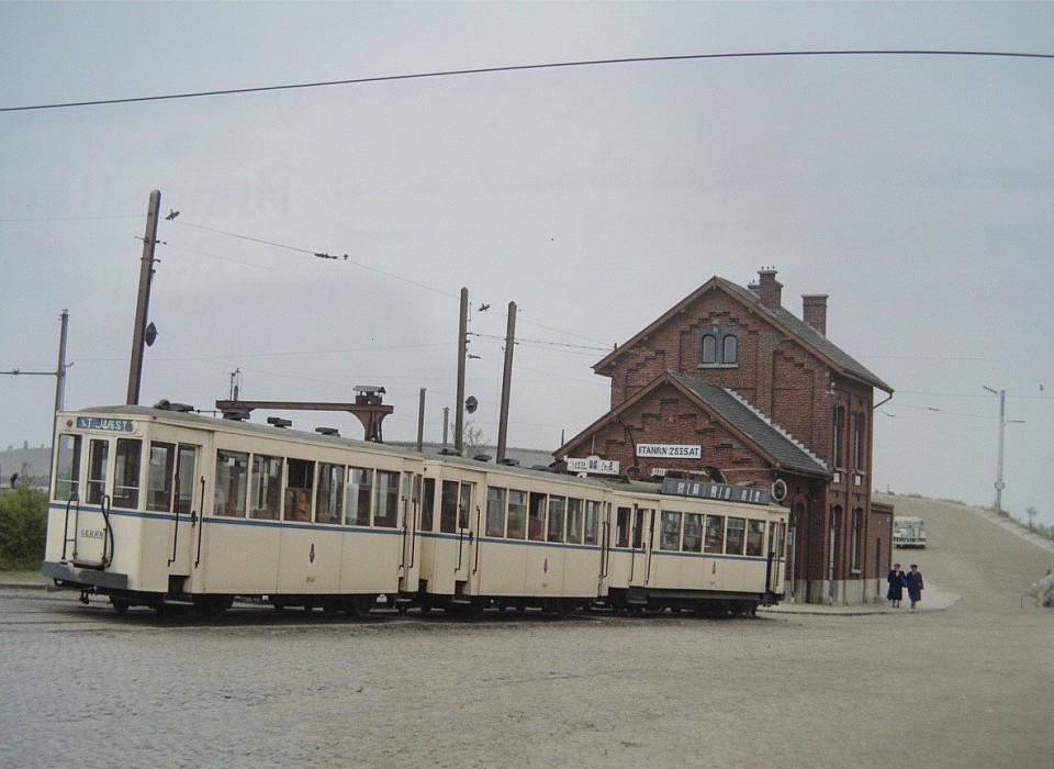 Le parcours du vicinal décrit sur ce site démarre de la gare de Braine-L’Alleud pour se terminer à la gare de Wavre en passant par Lasne